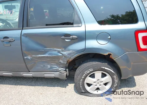 2010 Ford Escape Xlt from USA, damaged, VIN 1FMCU9DGXAKC07297